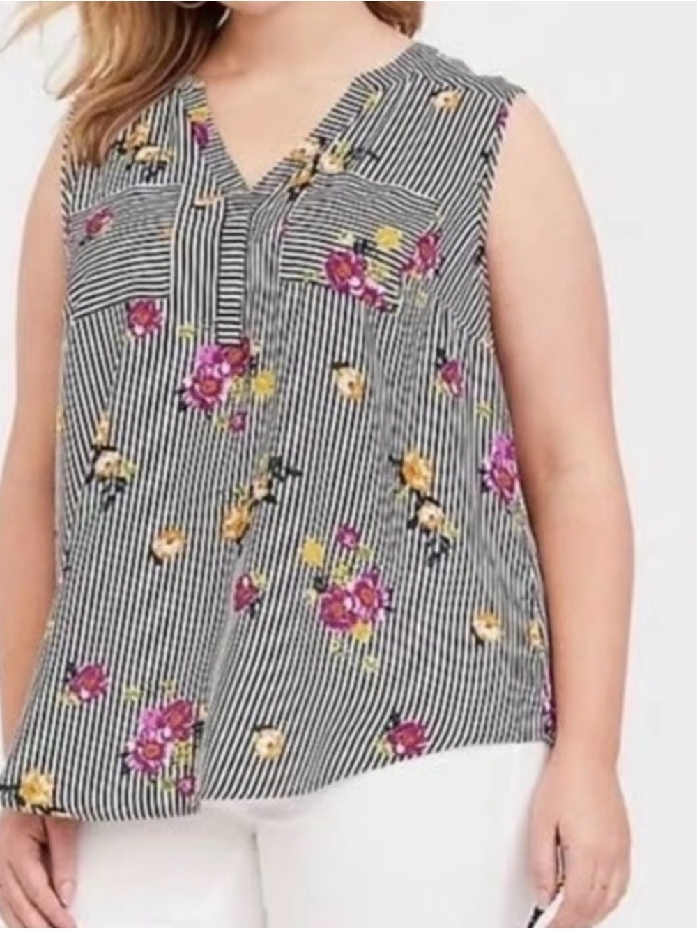 Torrid Harper Black &white stripe with floral sleeveless size 4x (26)